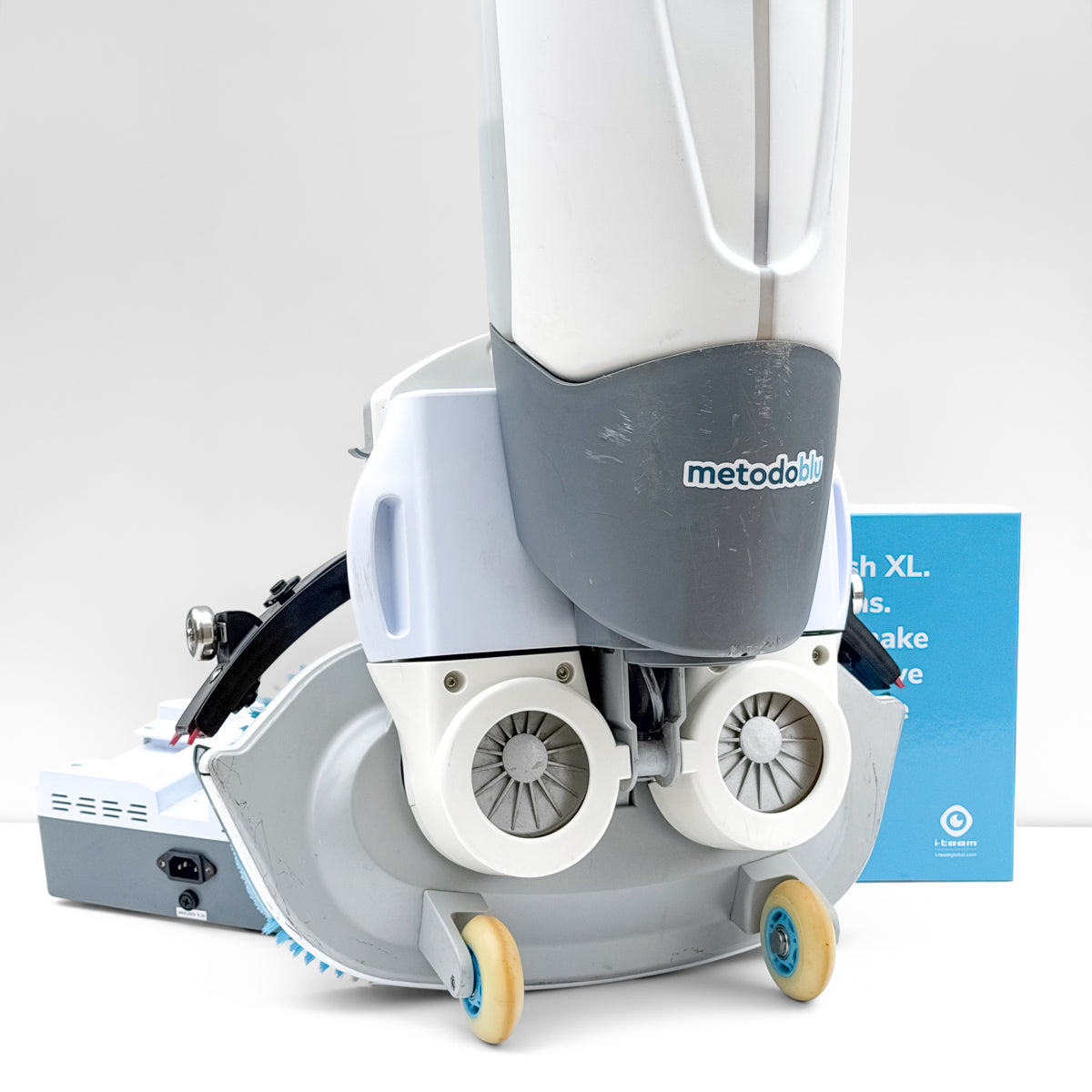 I-mop XL floor scrubber dryer