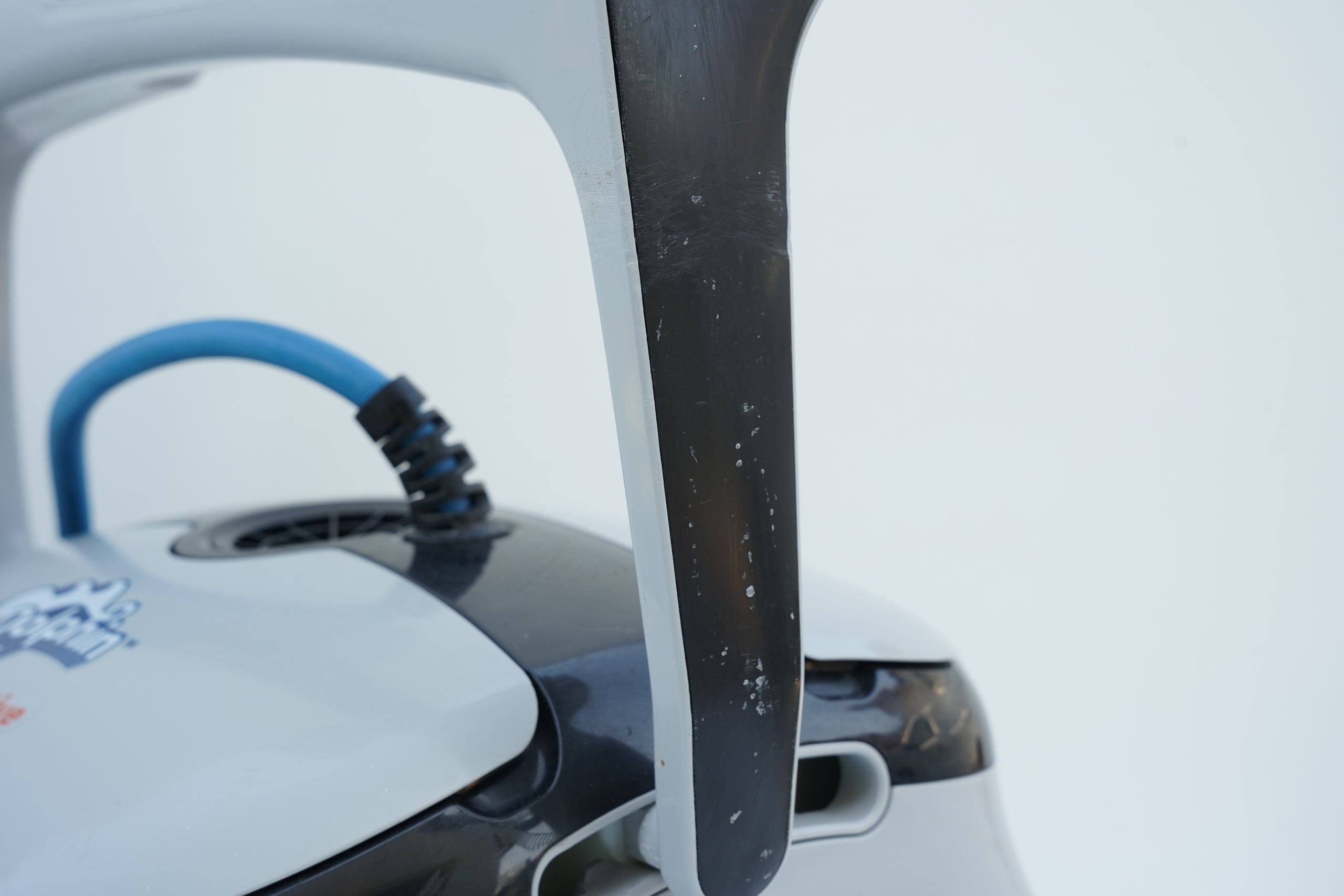 Pool robot Dolphin Maytronics Comfort Active