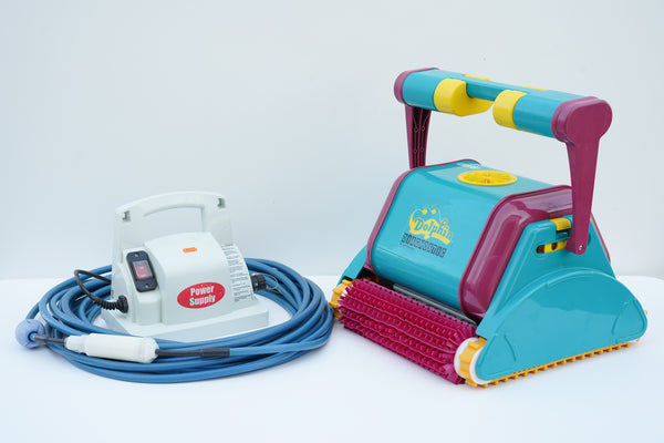 Dolphin Diagnostic Pool Robot