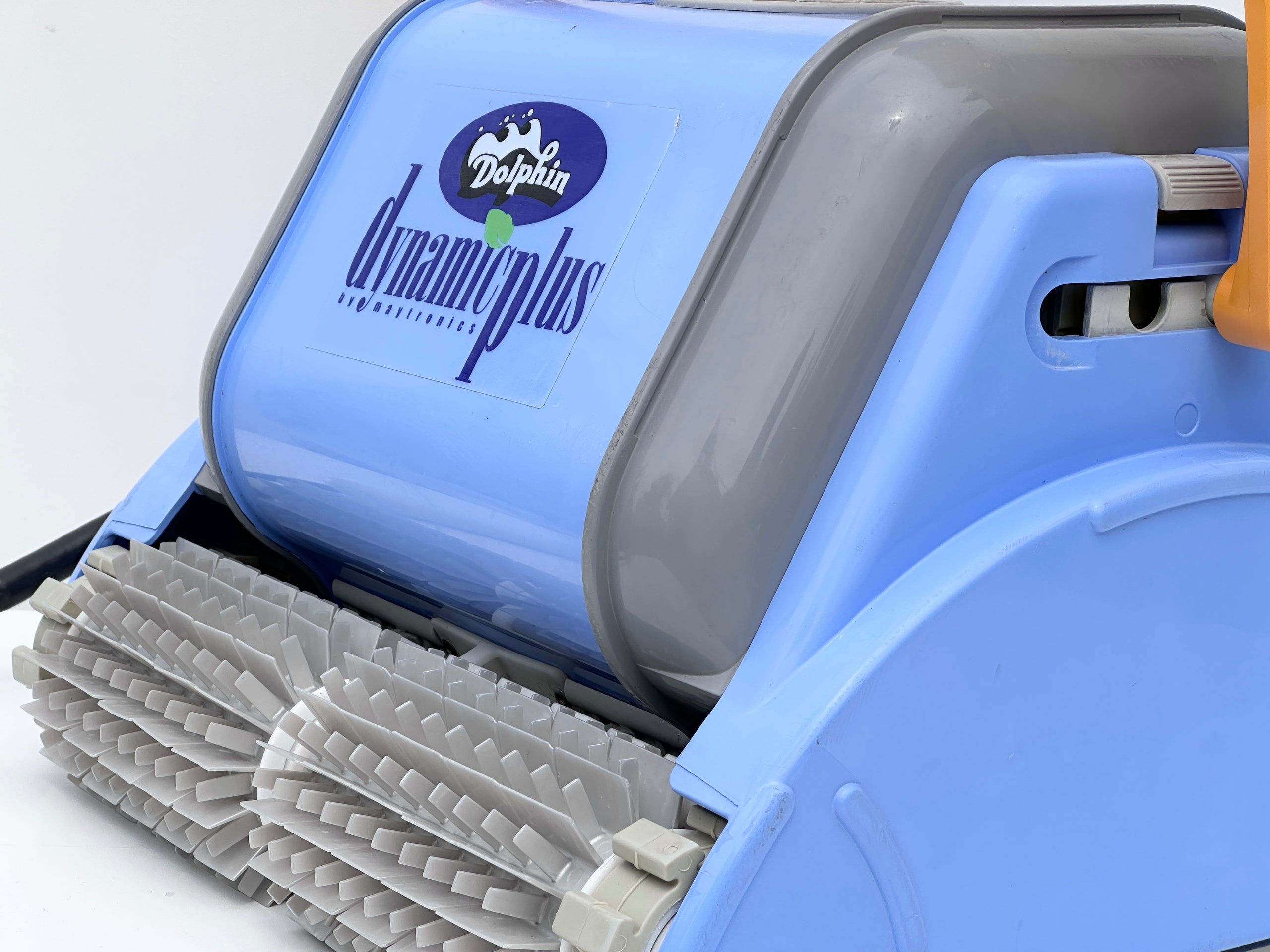 Robot piscina Dolphin Dynamic Plus (PROX2 - Ciclo 6 Ore)