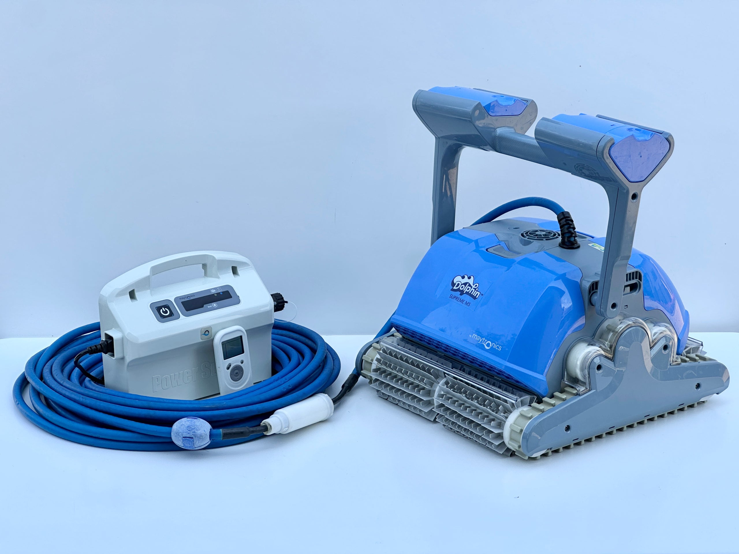 Robot piscina Dolphin Supreme M5