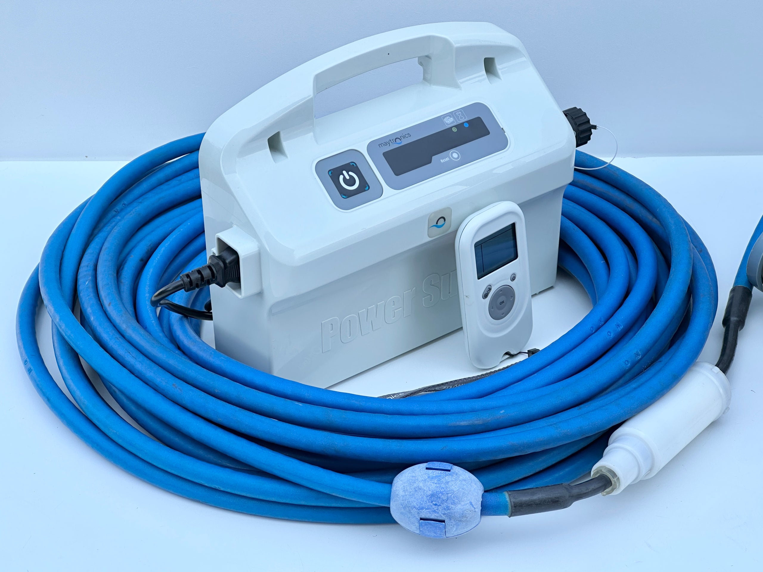 Robot piscina Dolphin Supreme M5