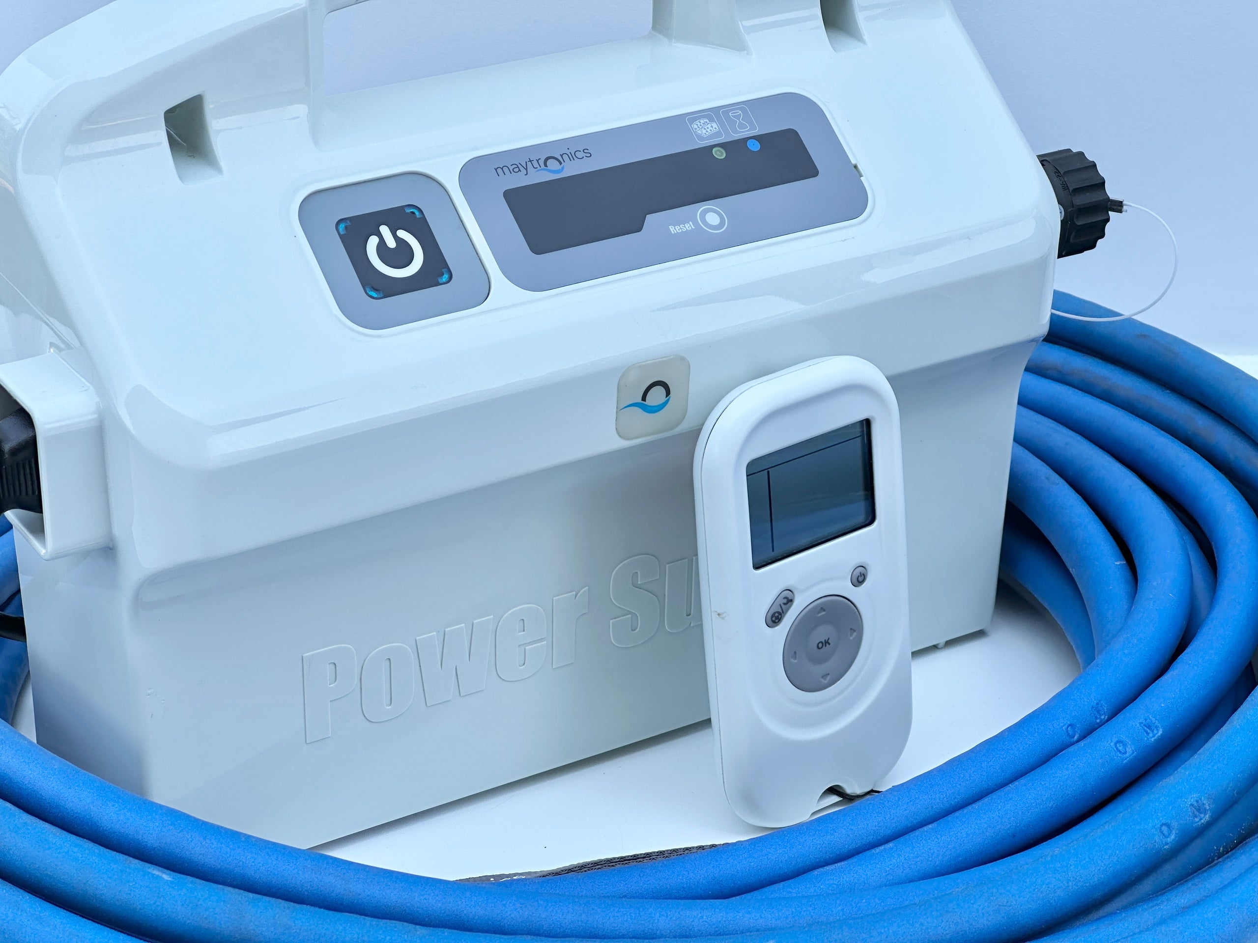 Robot piscina Dolphin Supreme M5
