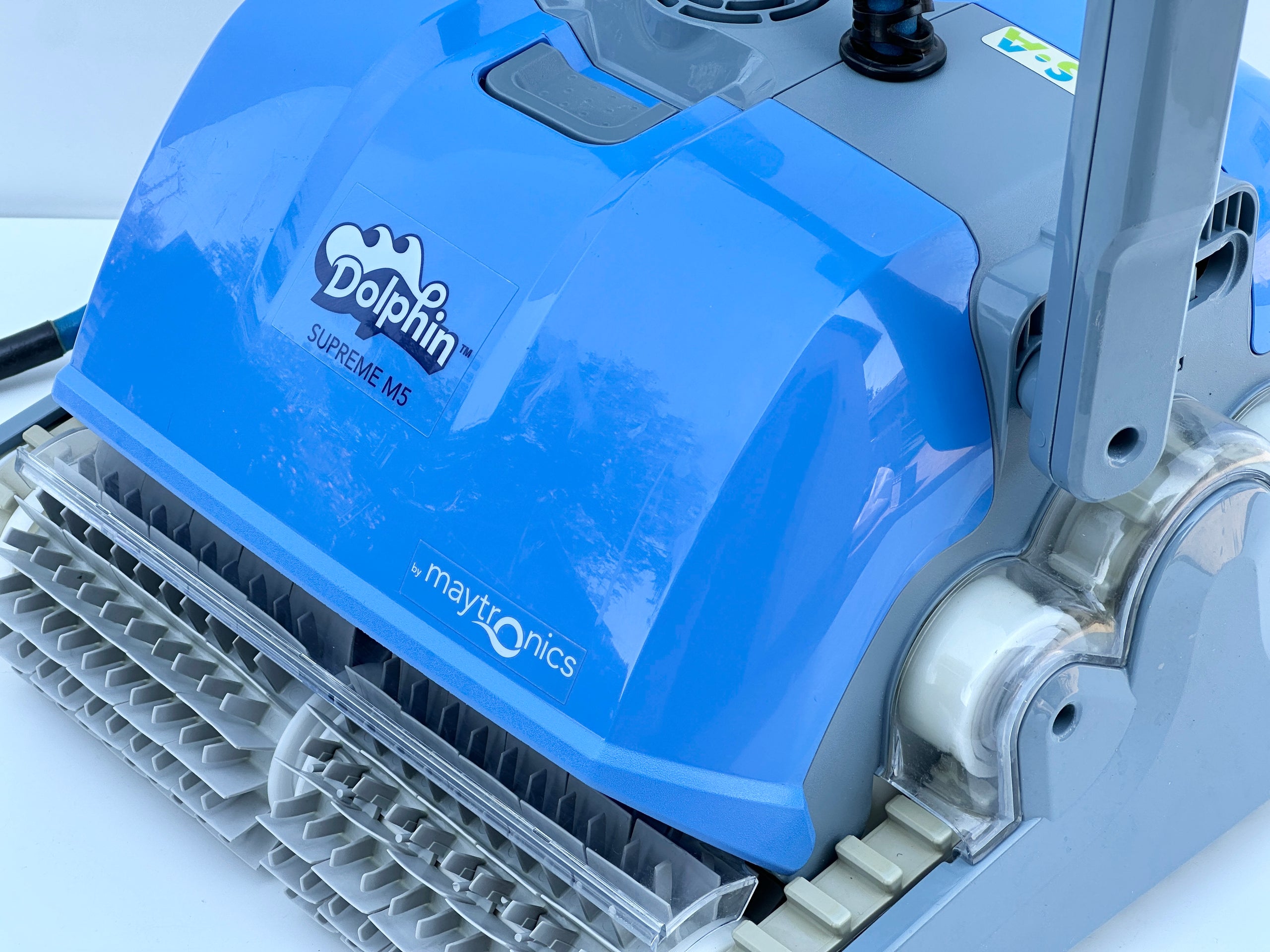 Robot piscina Dolphin Supreme M5
