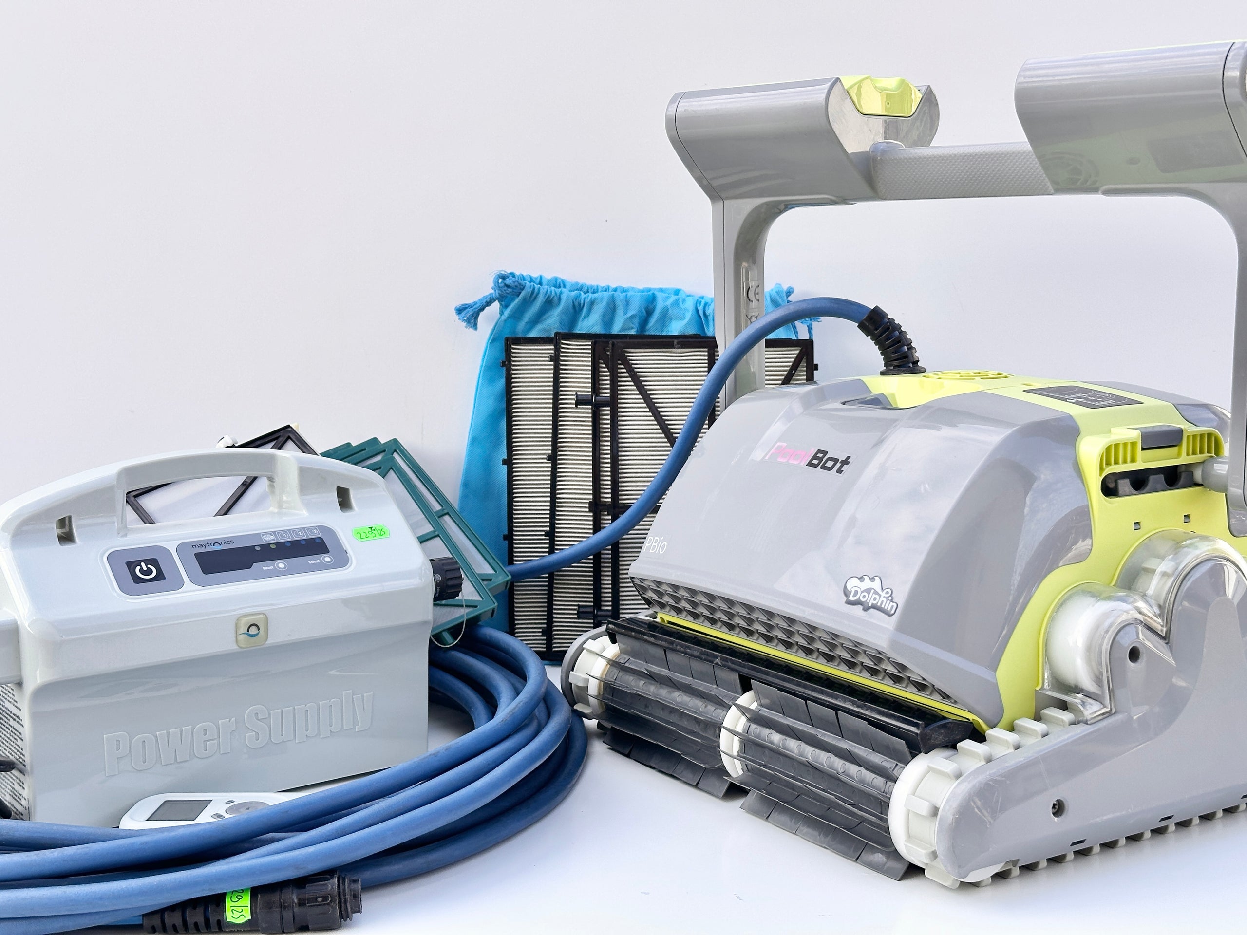 Robot de piscina Dolphin Maytronics BIO Suction