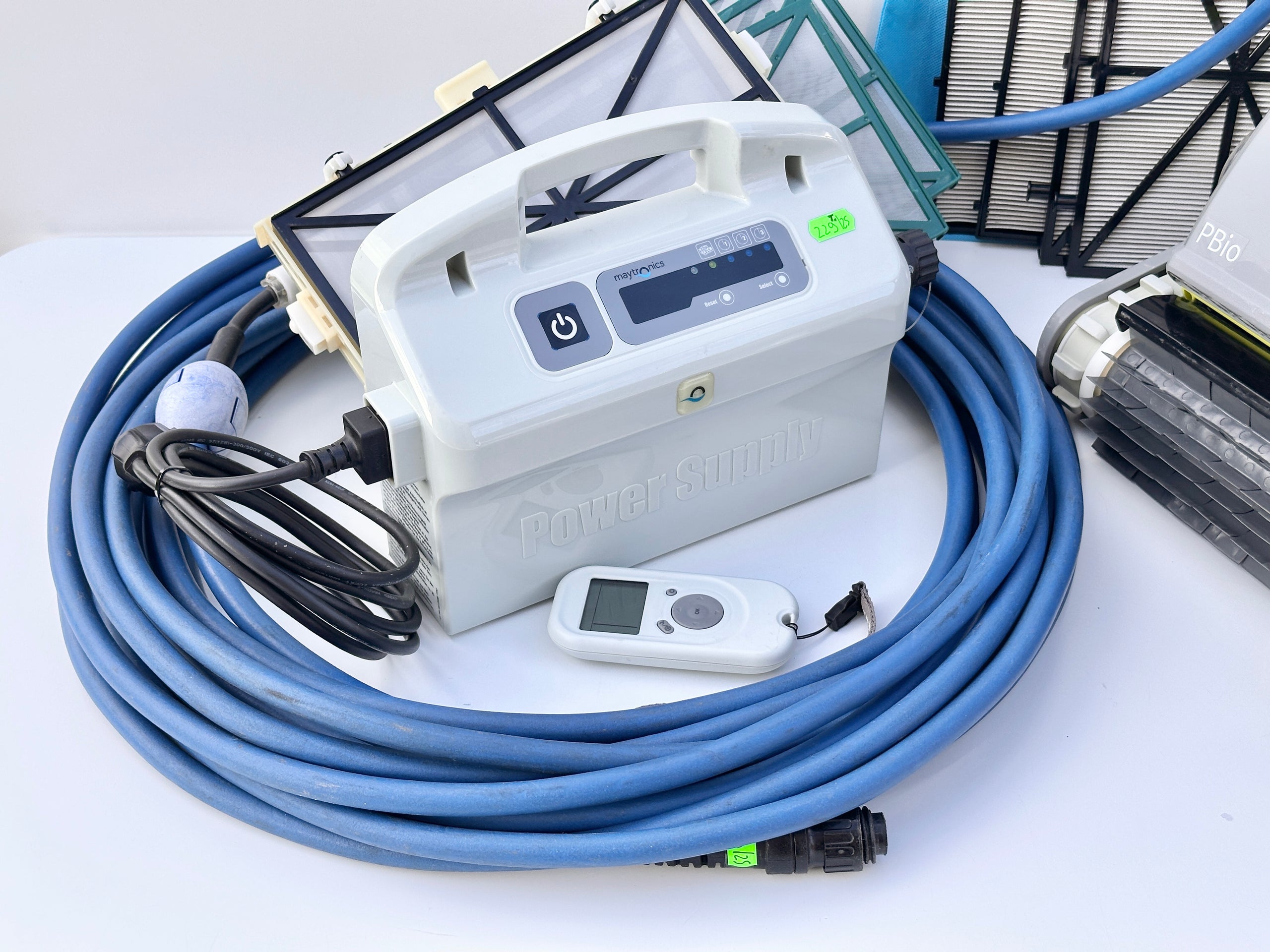 Robot de piscina Dolphin Maytronics BIO Suction