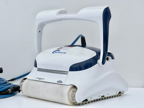 Dolphin Maytronics Maximus X60 Pool Robot