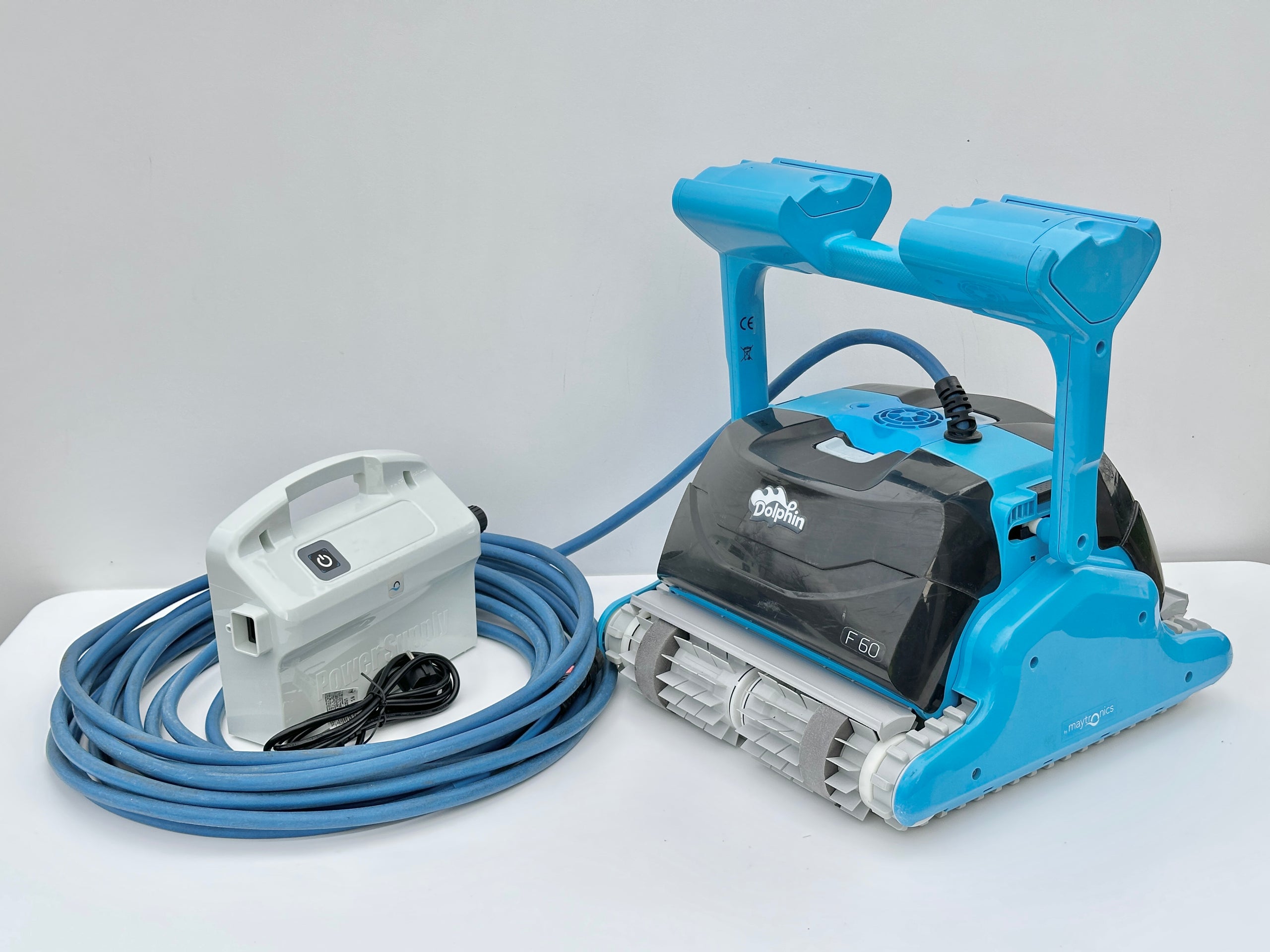 Robot para piscina Dolphin Maytronics F60
