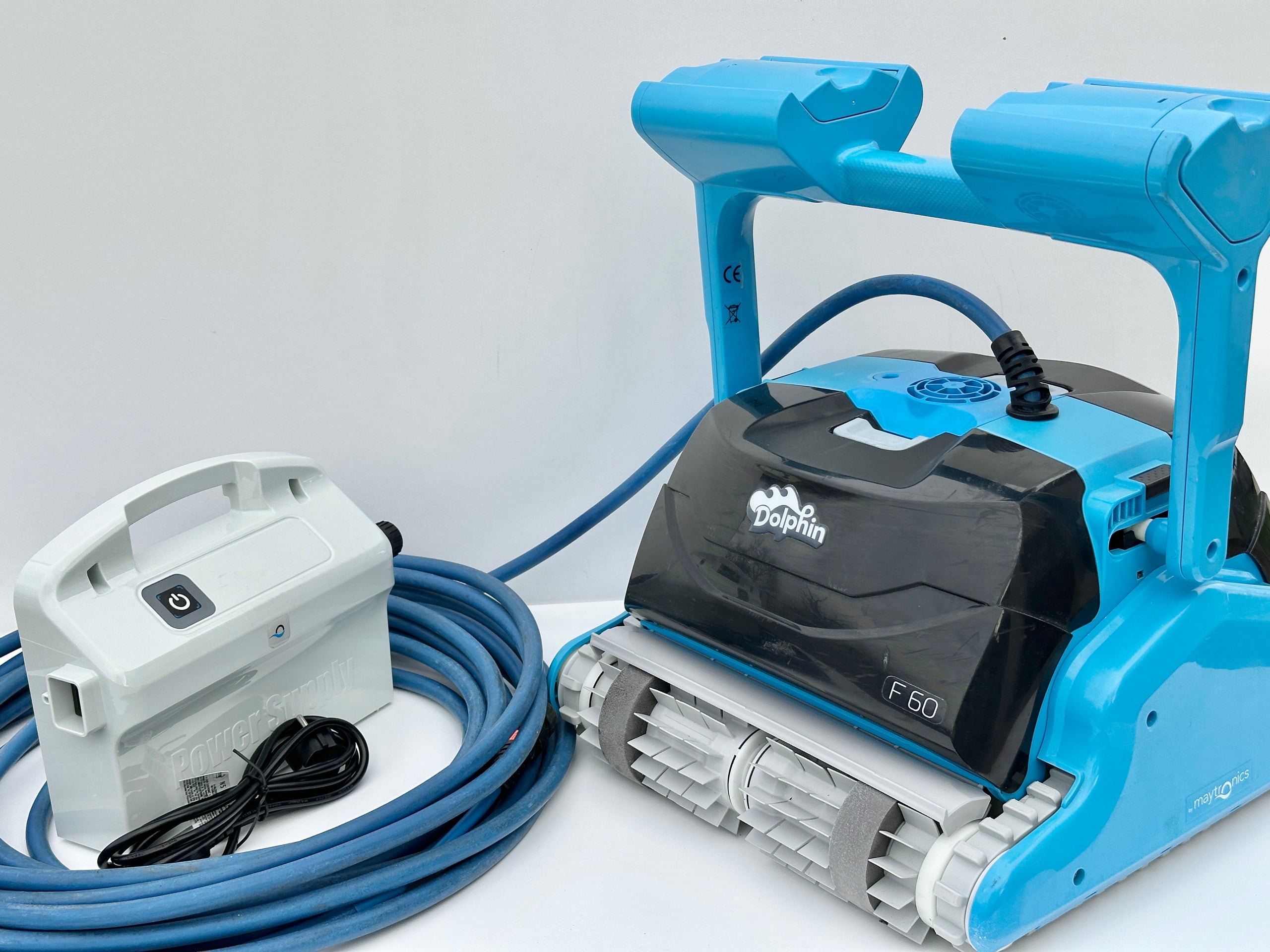 Robot para piscina Dolphin Maytronics F60
