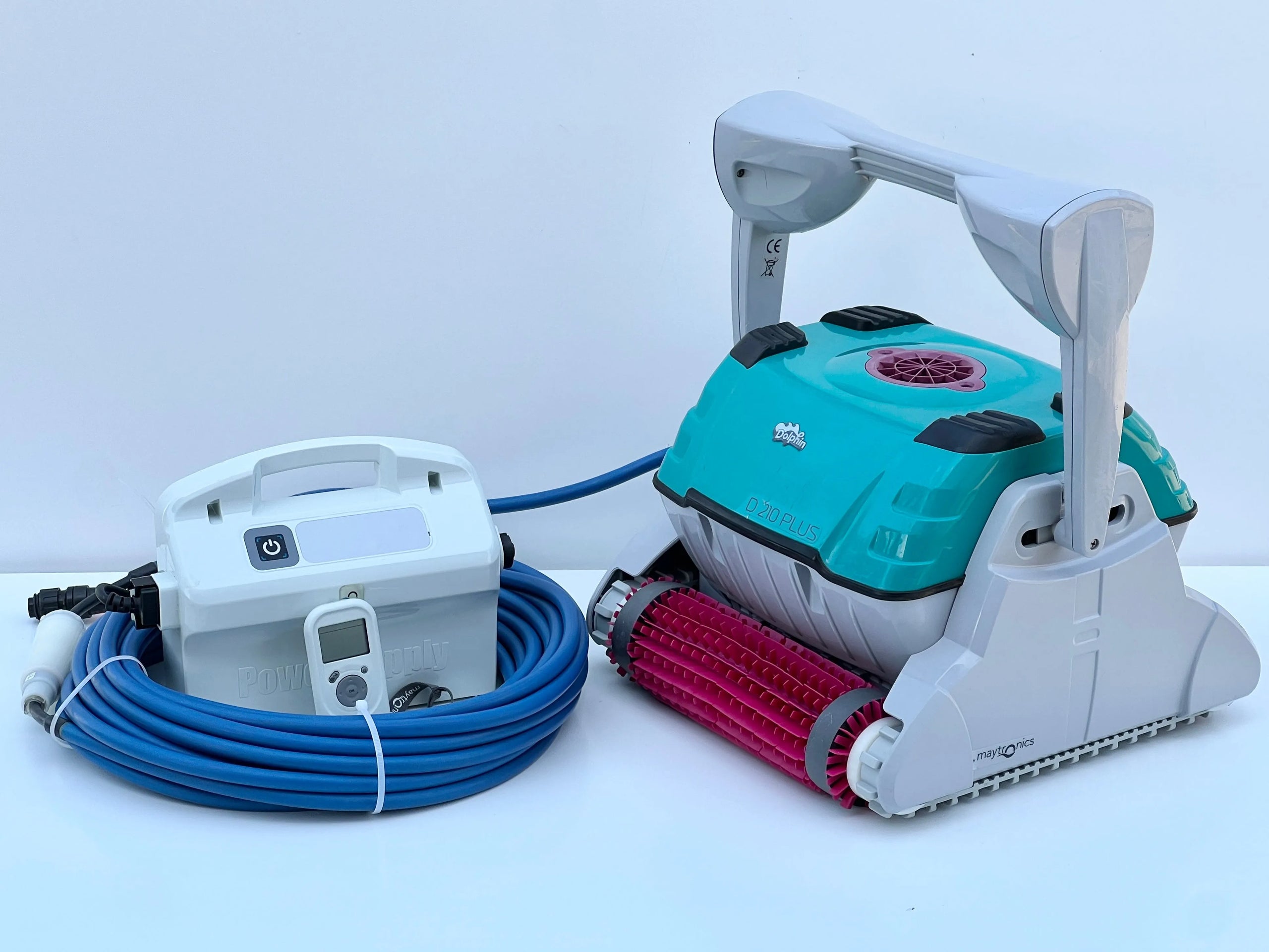 Robot piscina Dolphin D210 PLUS