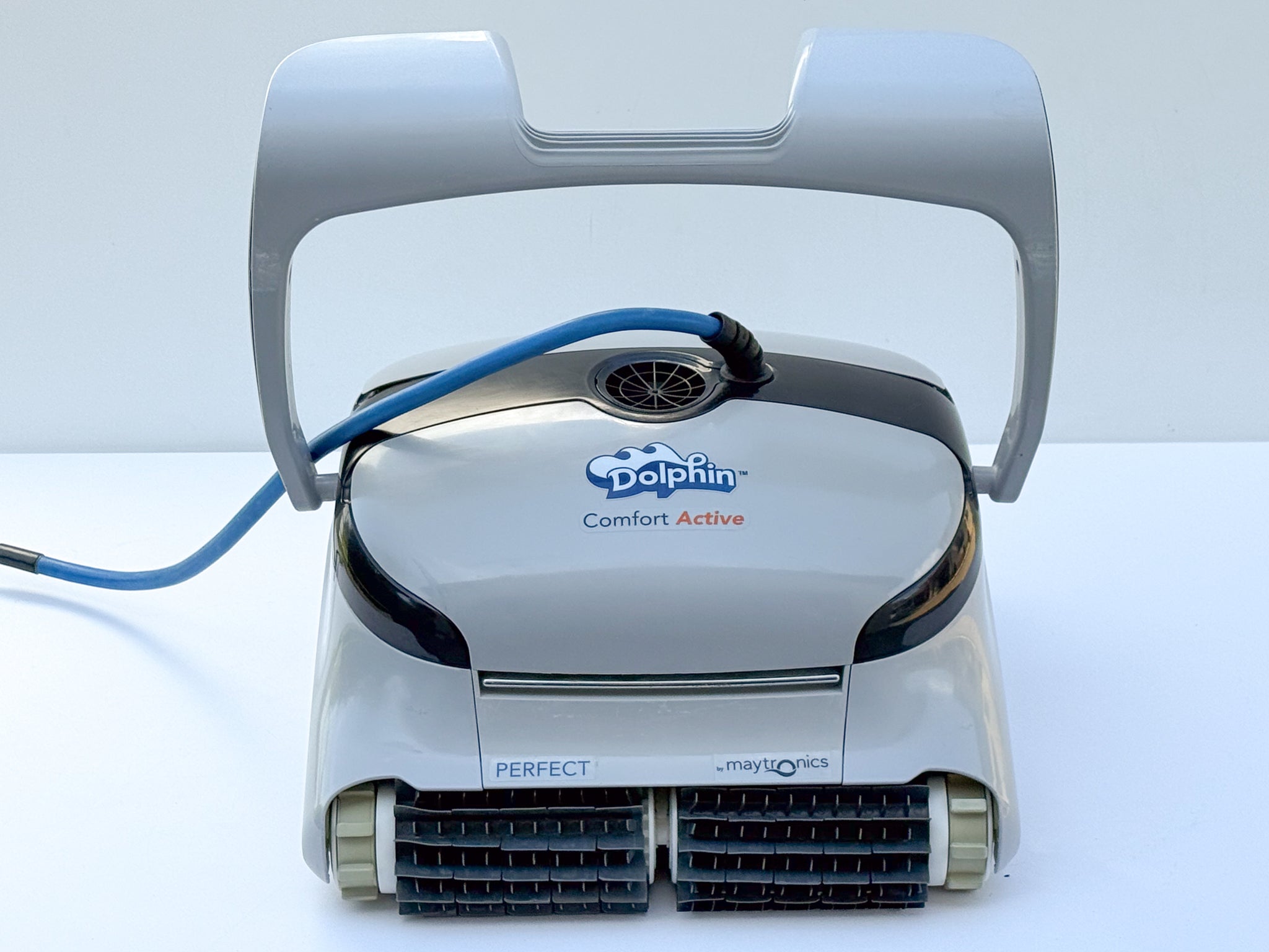 Dolphin Maytronics Comfort Active Pool Robot