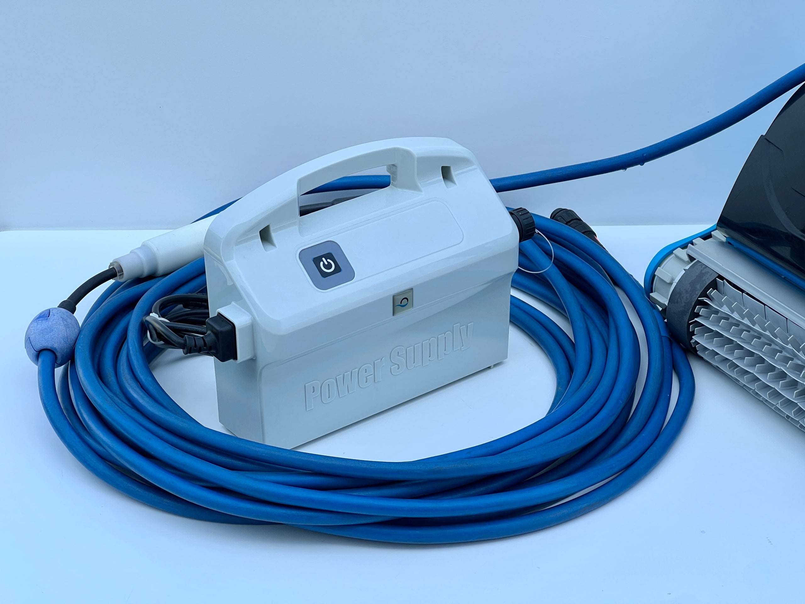 Robot piscina Dolphin Maytronics F40