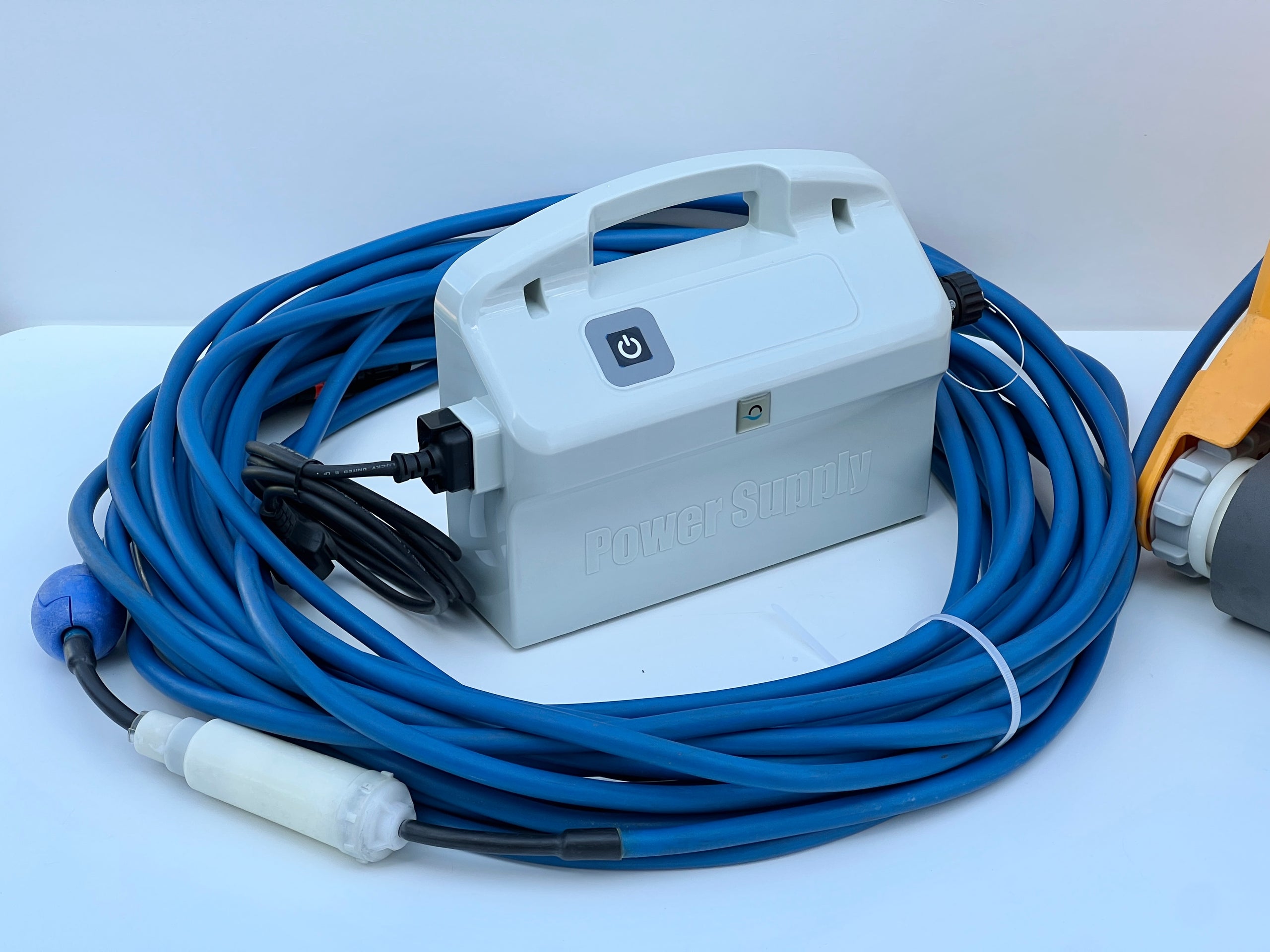 Robot piscina Dolphin WAVE 50
