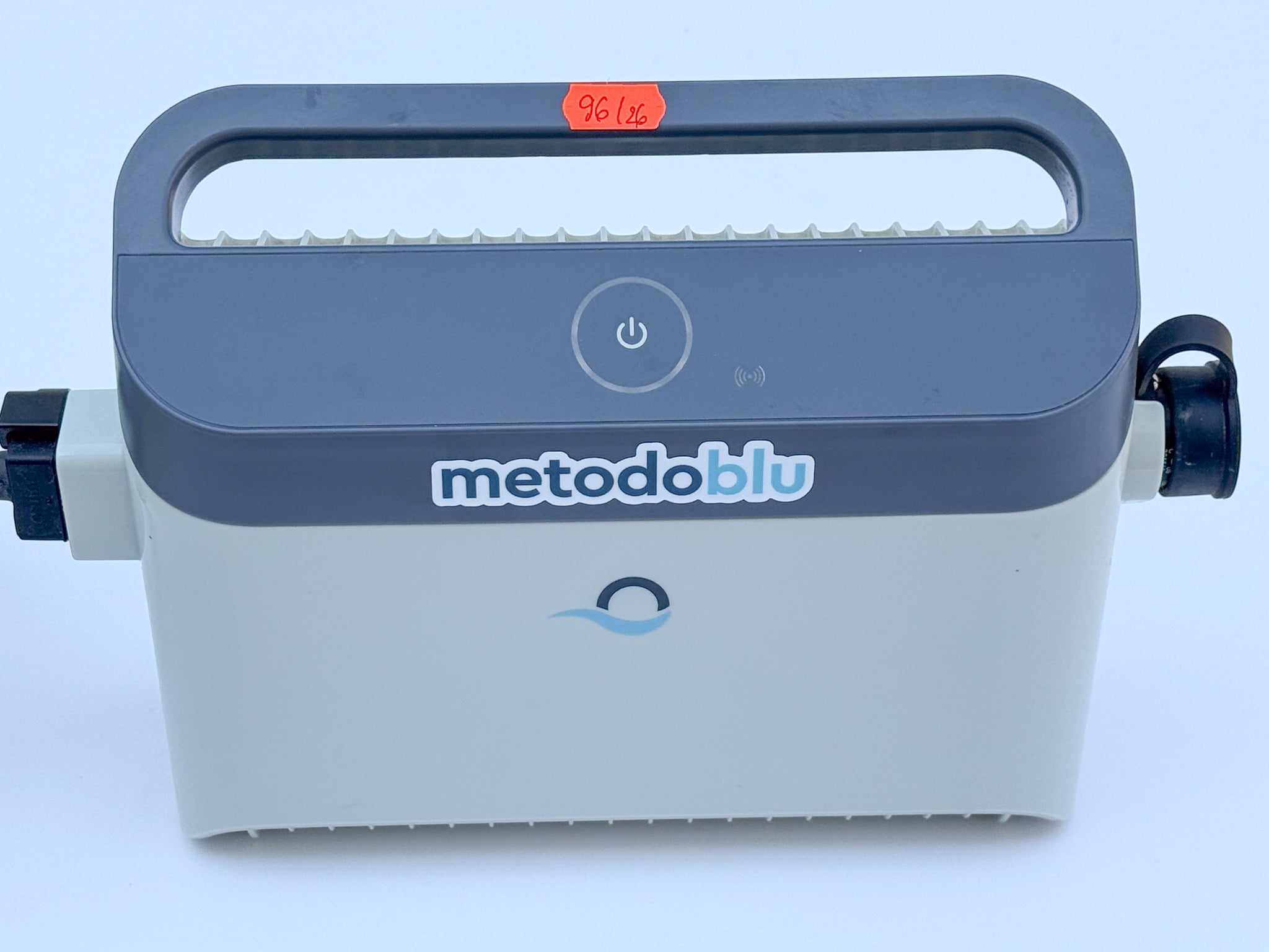 Dolphin Maytronics Comfort Active Pool Robot