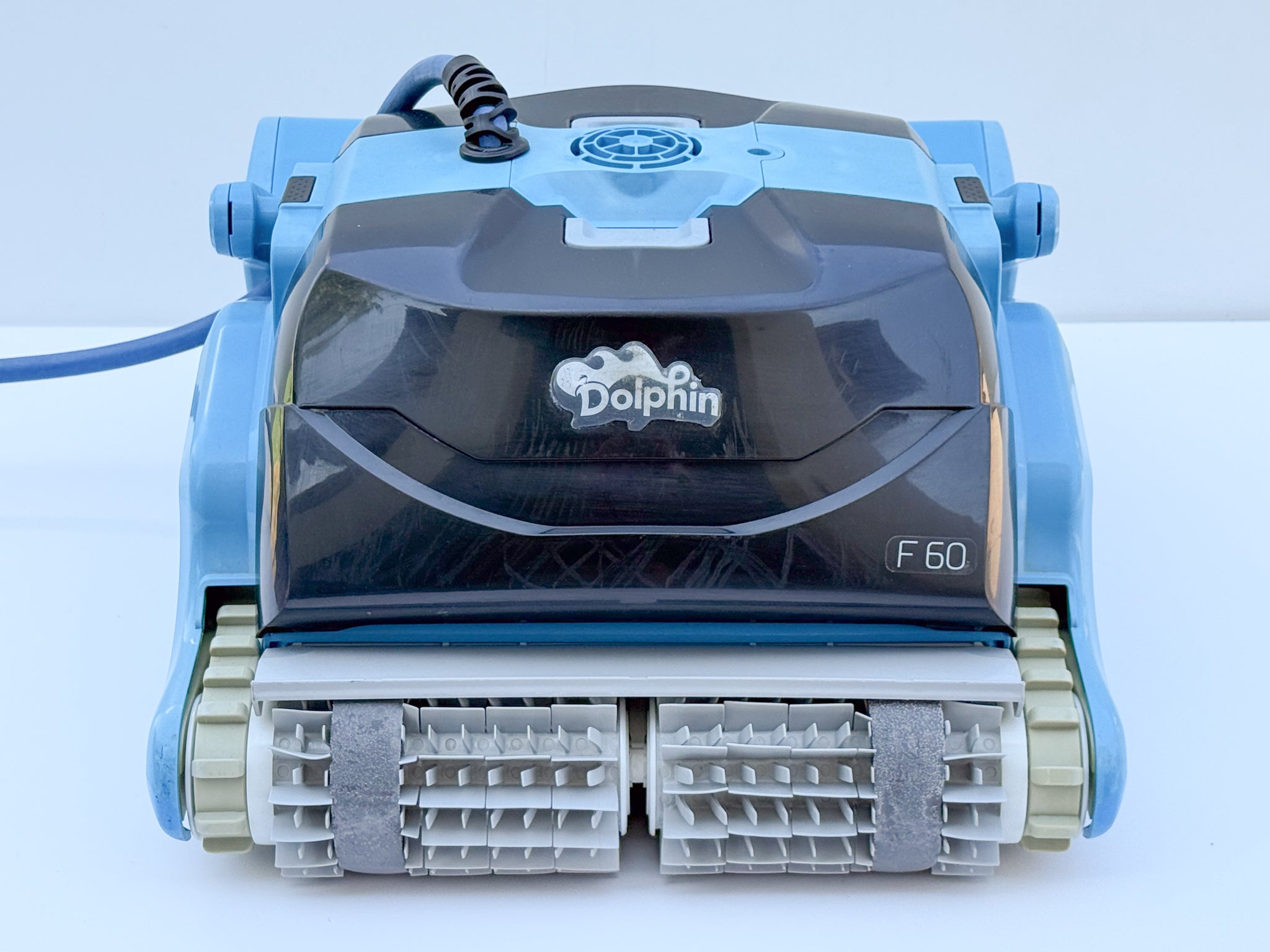 Robot de piscina Dolphin Maytronics F60