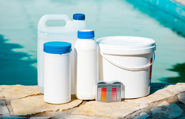Prodotti Chimici per Piscina