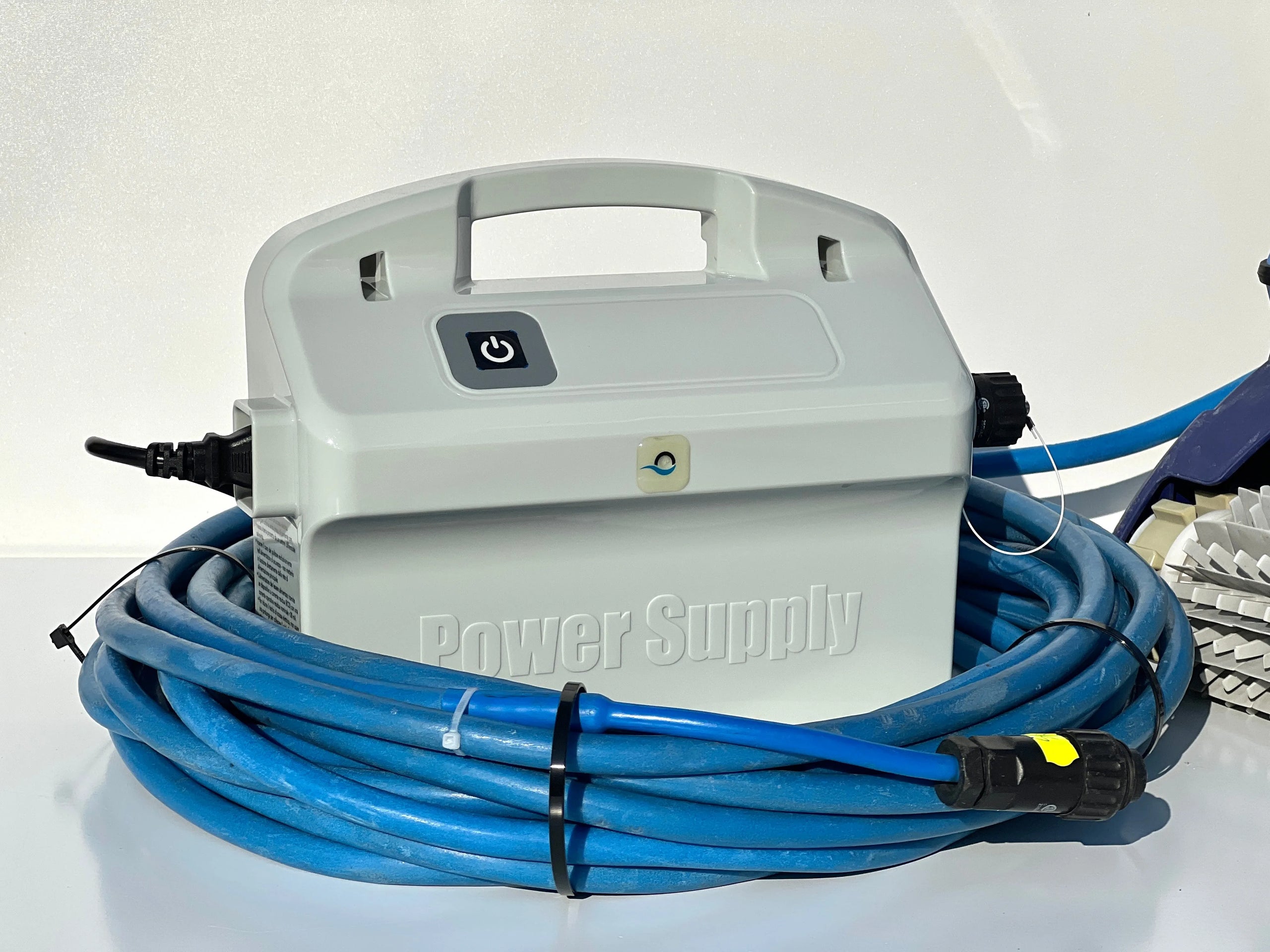 Robot Piscina Dolphin Tiberius - MetodoBlu